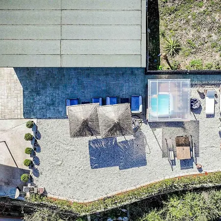 Calmo Apartment